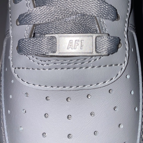 ⛹️‍♂️🏀🗑Authentic Brand New NIKE AIRFORCE1 High Top - Picture 5 of 6